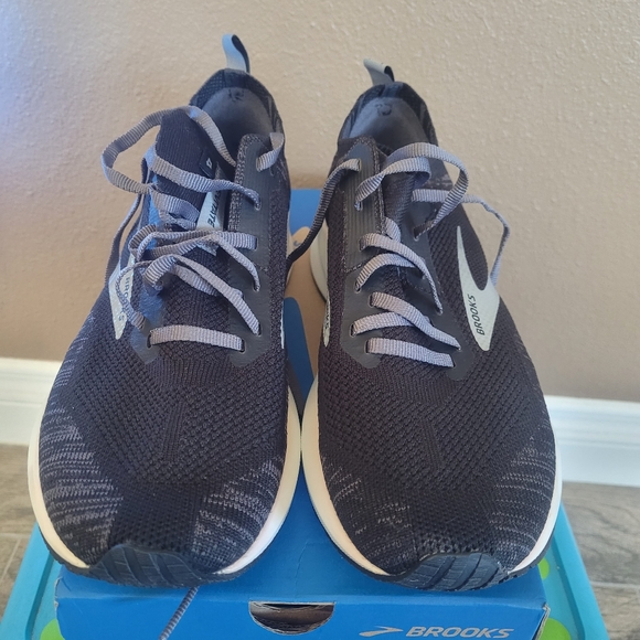 Brooks Levitate 4 Men's 8 - New - Picture 4 of 6